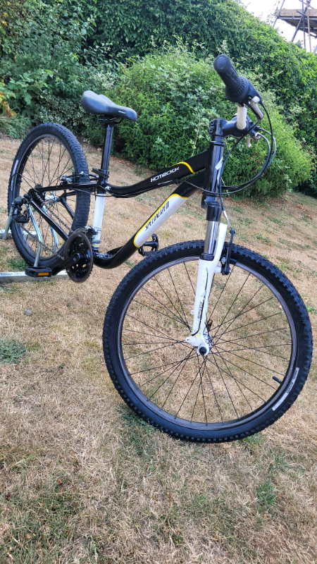 Specialized Hotrock Boys hardtail 